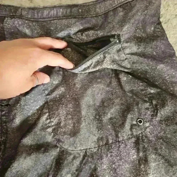 Urban Outfitters Mens Gray Space Print Drawstring Swim Trunk L - Picture 4 of 11